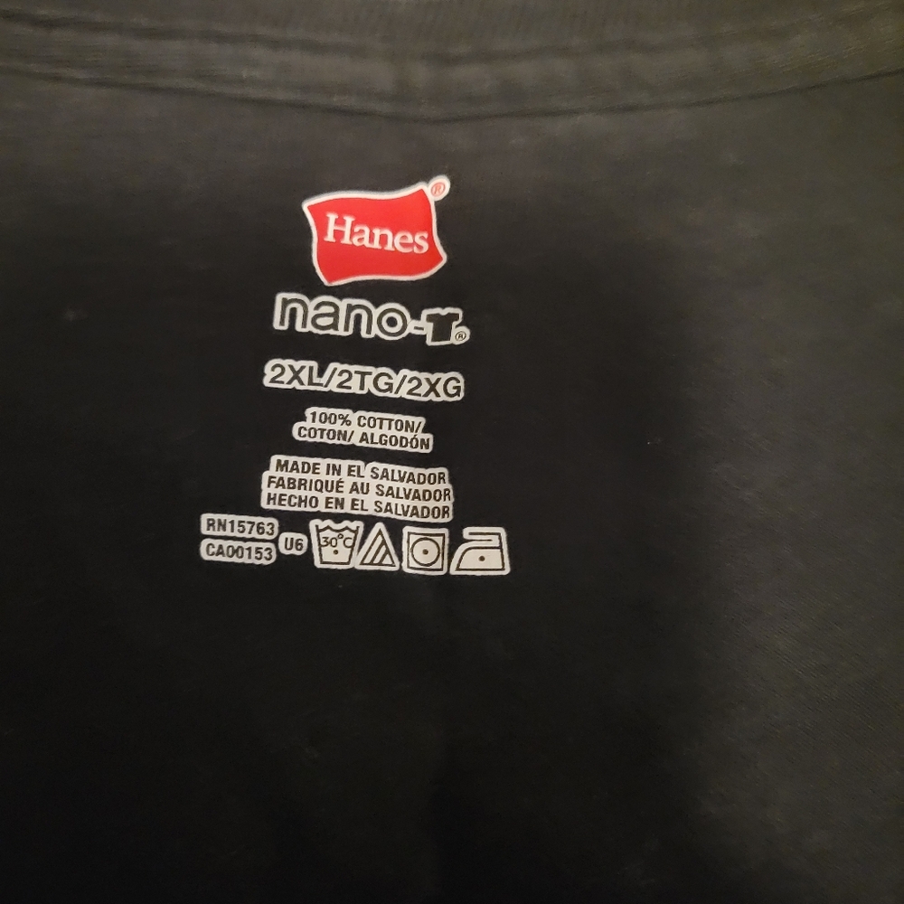 T-shirt - Picture 2 of 2